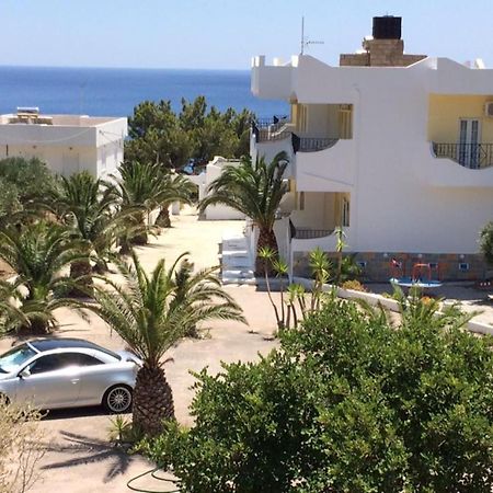 Elena'S Beach Garden By Estia Ferma Exterior photo